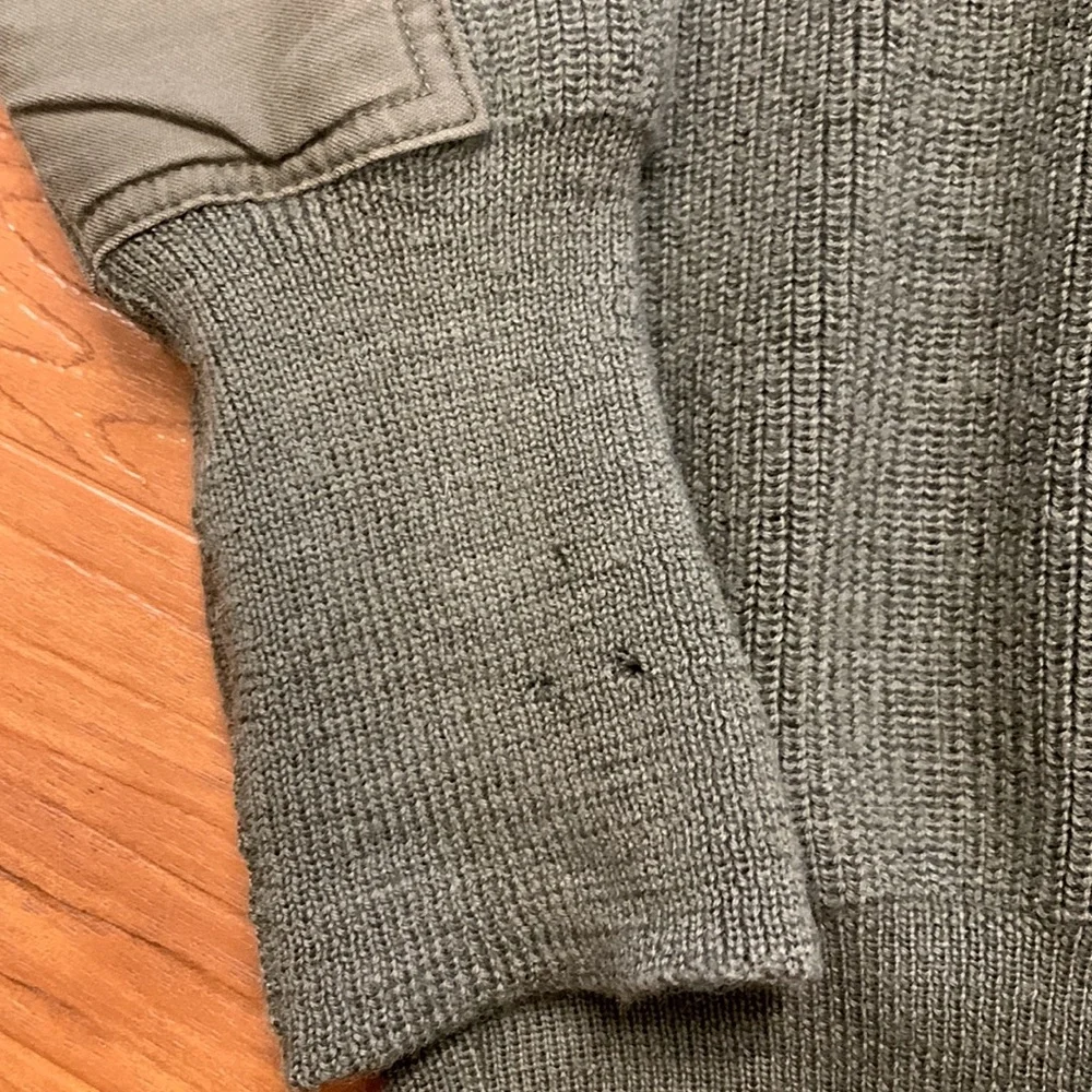 Vintage German Military Men's Olive Green Military-Style Army Wool Knit Sweater